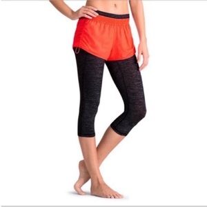 Athleta Go Getter 2 in 1 knicker skirted pants coral sizzle black